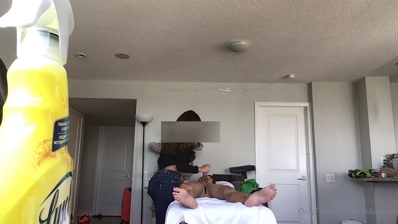 Asian Hot masseuse (5)