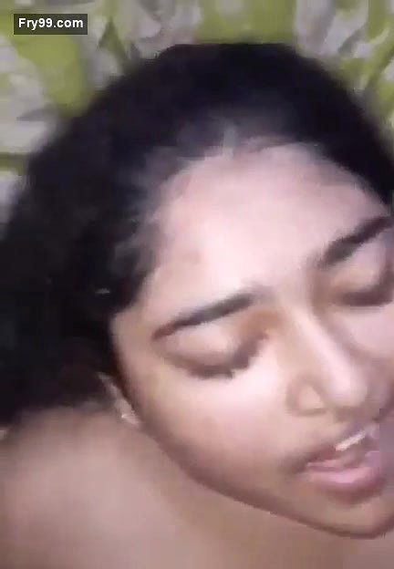 Taking cumshot on face
