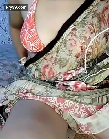 Angel priya mastabating in live