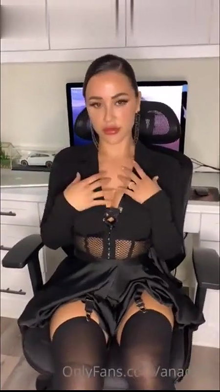 Ana Cheri Sexy Secretary Tease Video Leaked – OnlyFans