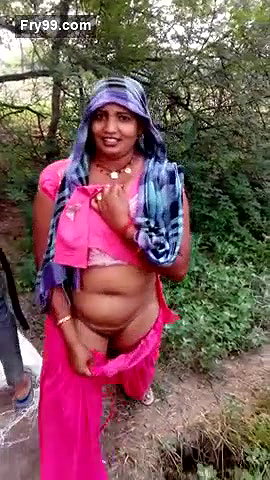 Village Bhabhi Fucked MMS – Movies