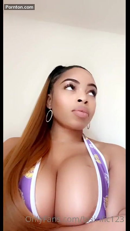 bisirific123 OnlyFans Leaks (5 Videos) 5
