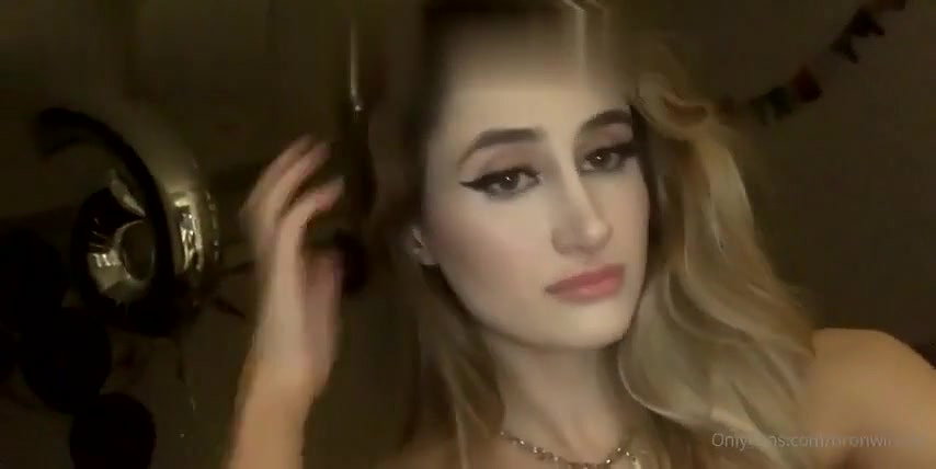 Bronwin Aurora – bronwin123 OnlyFans Leaks (5 Videos) 1