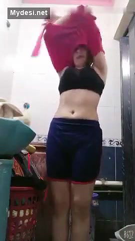 Desi sexy wife open her drss