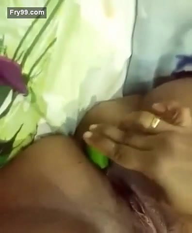 Hot Bhabhi Masturbation With Vegetable – Movies