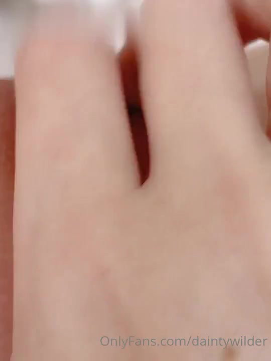 Dainty Wilder Leak (30)