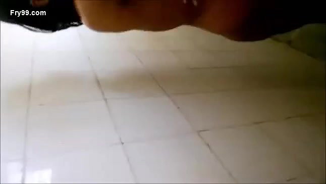 Indian Wife In Shower Pee – Movies