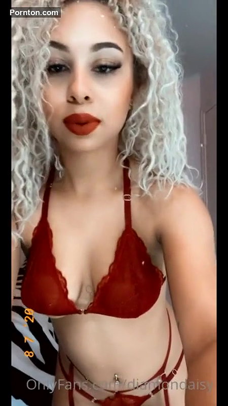 Daisy – diamondaisy OnlyFans Leaks (5 Videos) 5