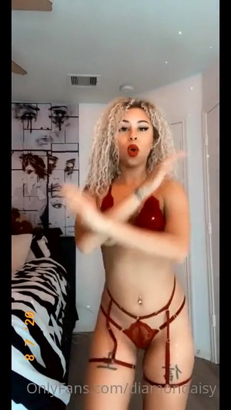 Daisy – diamondaisy OnlyFans Leaks (5 Videos) 5