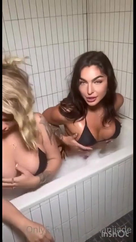 Jaelani Jade Emily Rinaudo Lesbian Onlyfans Video Leaked