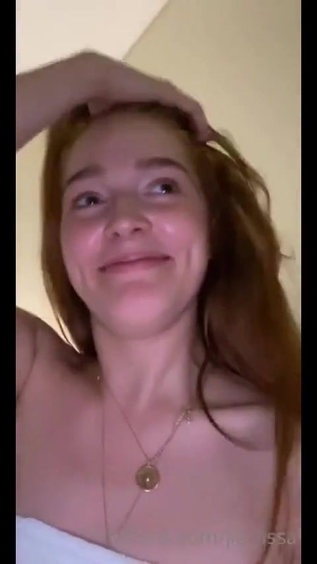 Jia Lissa Striptease Hitachi Masturbation Video Leaked – OnlyFans