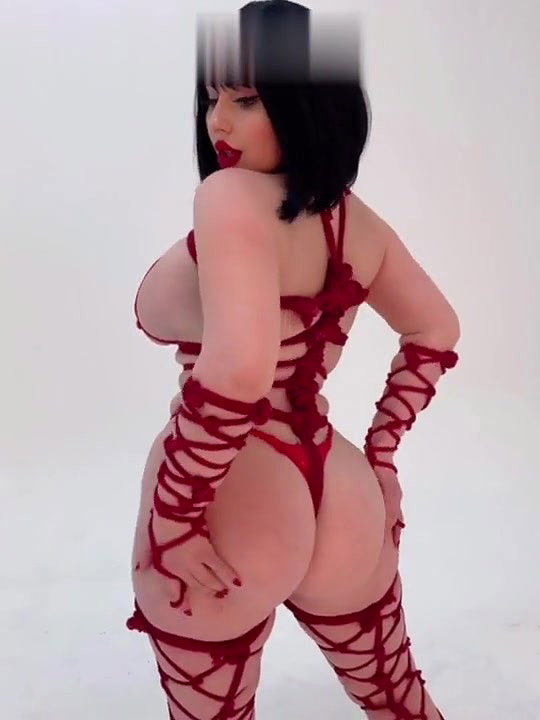 Juliette Michele – bishoujomom OnlyFans Leaks (5 Videos) 3