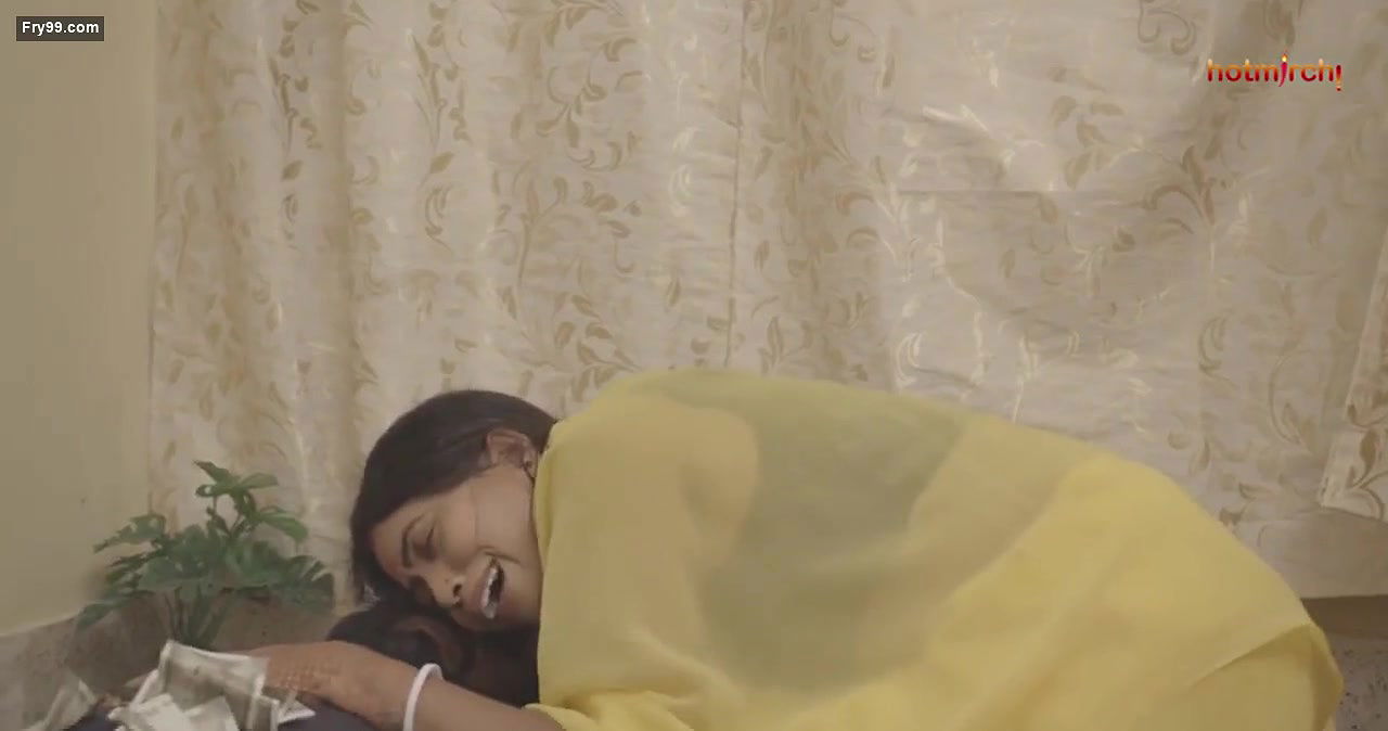 Stree (2021) HotMirchi Bengali Short Film