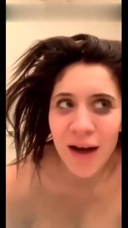 Lizzy Wurst Nude Handbra Snapchat Video Leaked
