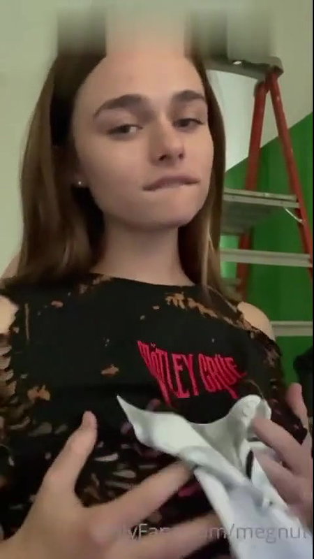 xMegnutt02 Boob Close Up Teasing PPV Video Leaked