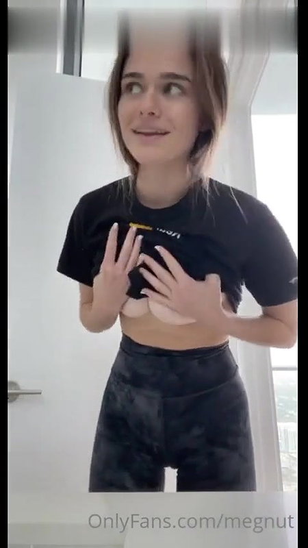 Megnutt02 Nude Tit Flash Onlyfans Video Leaked