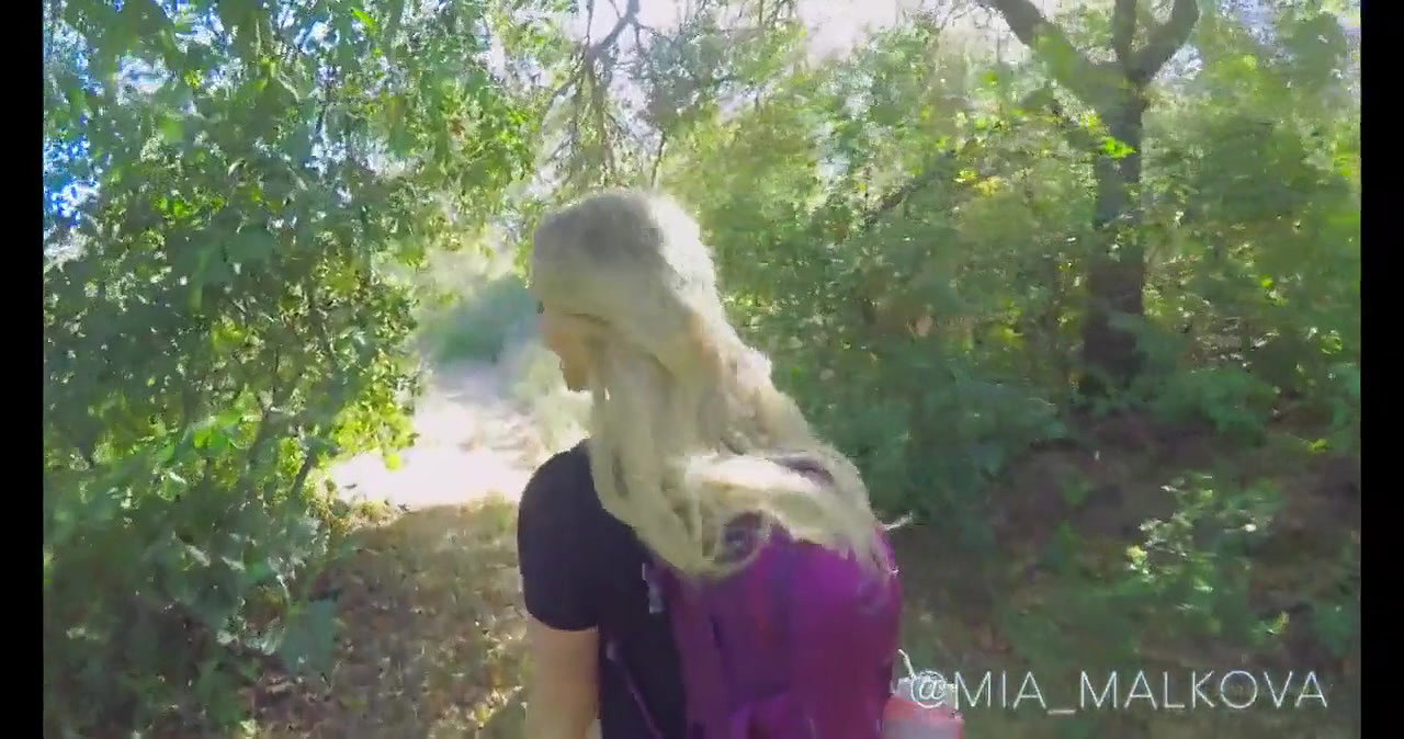 Mia Malkova Sucks Cock On Public Hike Video Leaked – OnlyFans