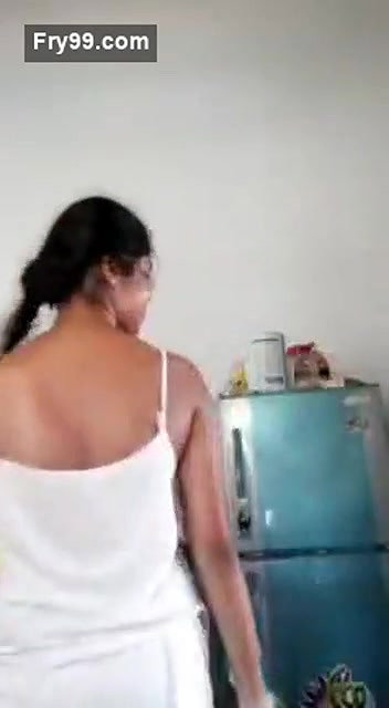 Cute Desi girl Shows Boobs and Fingering