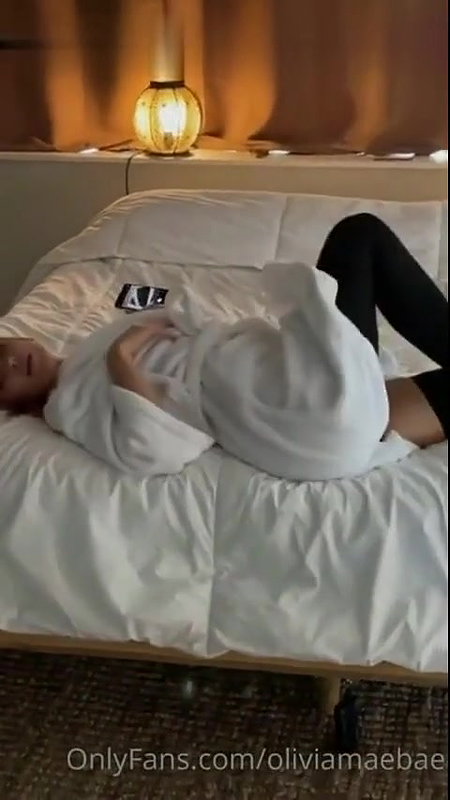 Olivia Mae Bae Nude GF Handjob Cumshot Video Leaked