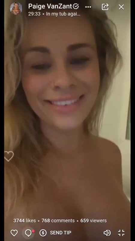 Paige VanZant Butthole Bath OnlyFans Livestream Leaked