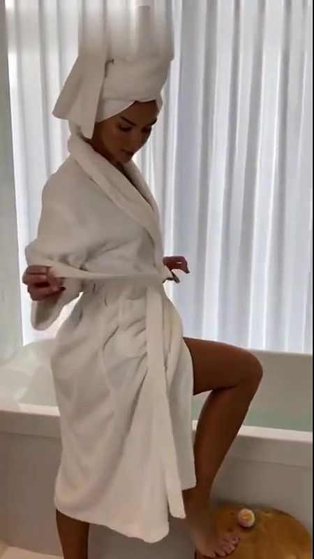 x Rachel Cook Nude Bath Robe Strip Video Leaked