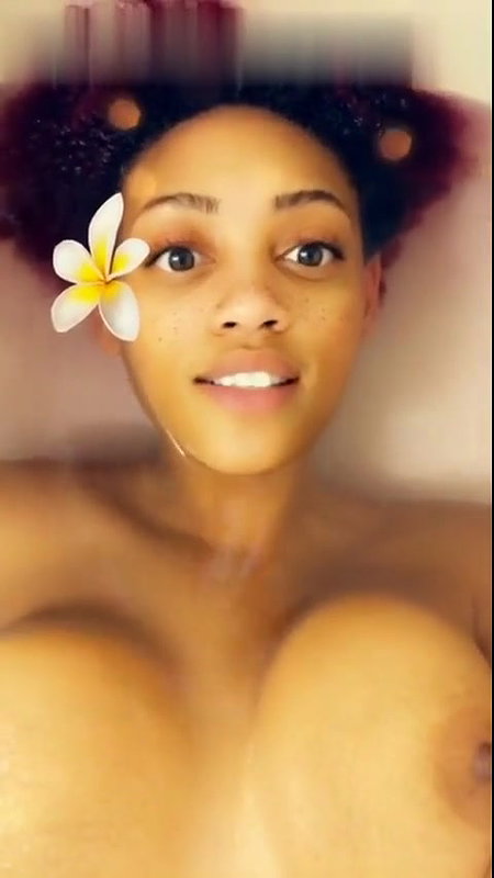 Rarri Red – rarrired OnlyFans Leaks (2 Videos) 2
