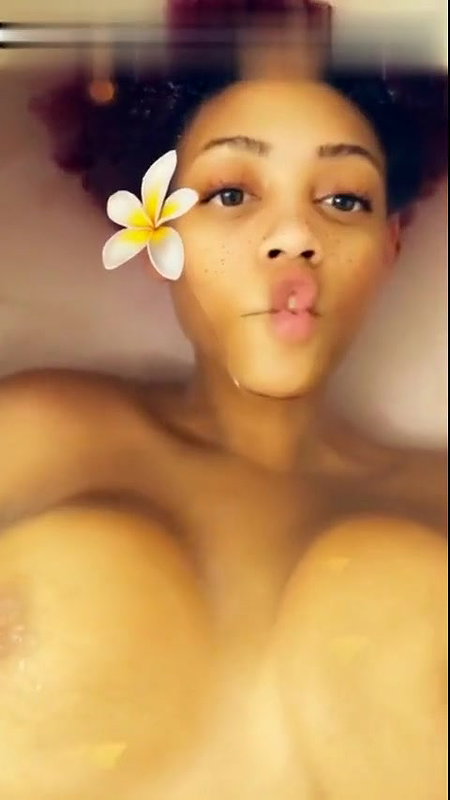 Rarri Red – rarrired OnlyFans Leaks (2 Videos) 2