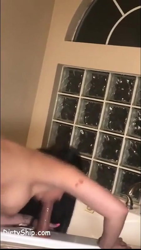 Red Rose La Cubana Nude Dildo Blowjob Onlyfans Leaked