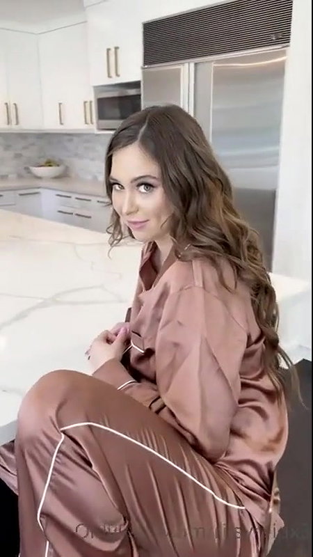 Riley Reid Kitchen Sex Tape Cum On Ass PPV Video Leaked