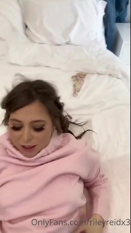 Riley Reid POV School Girl Sex OnlyFans Video Leaked
