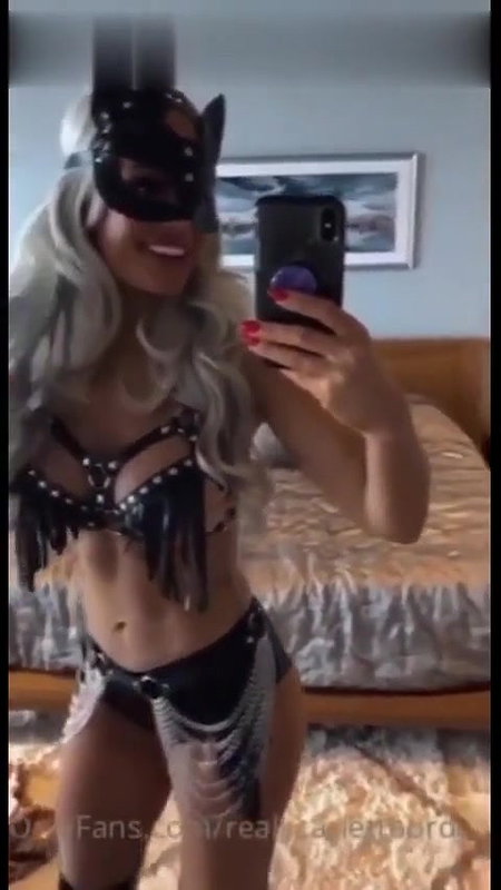 Scarlett Bordeaux – OnlyFans (2)