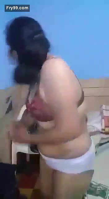 Mature Nepali bhabhi