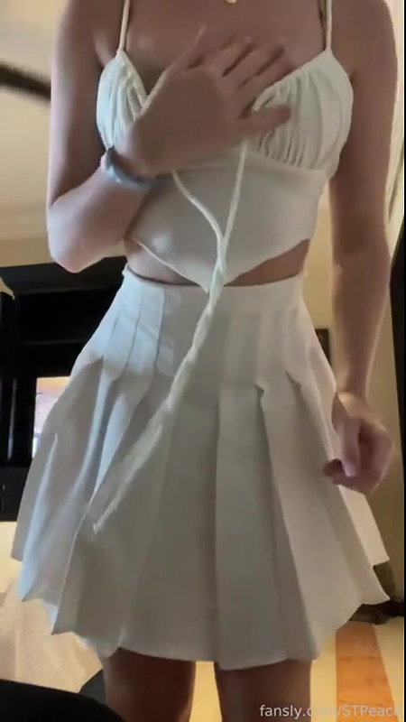 STPeach Ass Skirt High Heels Fansly Video Leaked