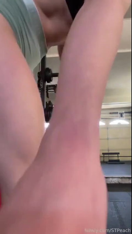 STPeach Gym Ass Training Fansly Video Leaked