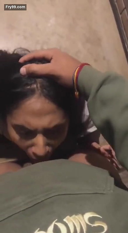 Cumshot in Face