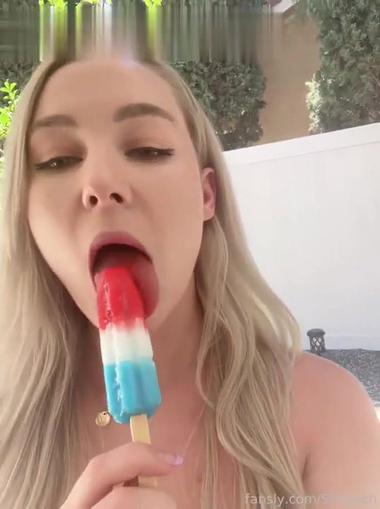 STPeach Popsicle Blowjob Outdoors Video Leaked – OnlyFans
