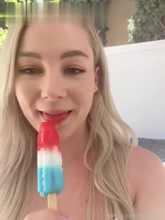 STPeach Popsicle Blowjob Outdoors Video Leaked – OnlyFans