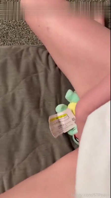 STPeach Unshaved Pussy Grinding Fansly Video Leaked