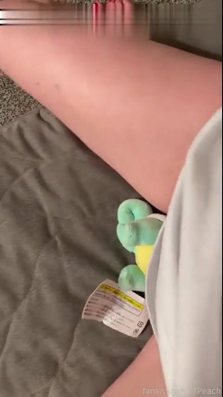 STPeach Unshaved Pussy Grinding Fansly Video Leaked