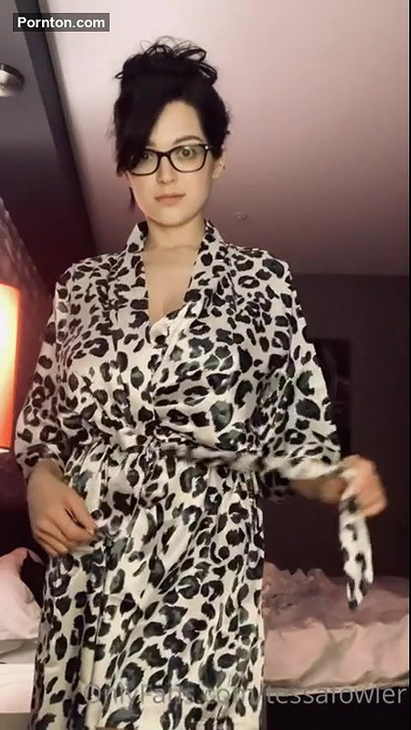 Tessa Fowler OnlyFans Leaks (2 Videos) 1