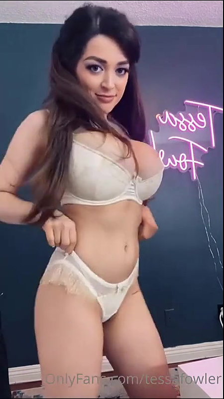 Tessa Fowler Striptease Nude Video Leaked – OnlyFans