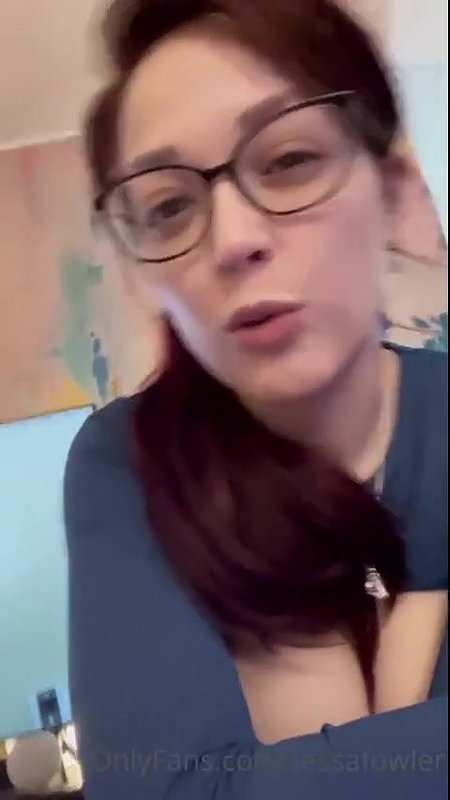 Tessa Fowler Topless Big Tits Strip Video Leaked – OnlyFans
