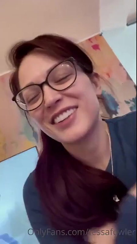 Tessa Fowler Topless Big Tits Strip Video Leaked – OnlyFans
