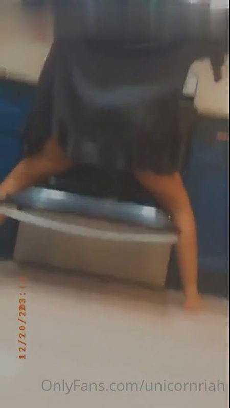 Unicorn Riah – unicornriah OnlyFans Leaks (3 Videos) 2