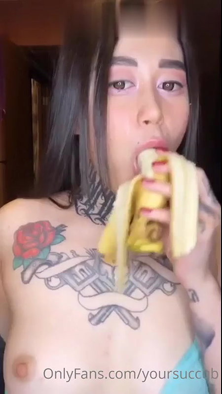 Yoursuccub OnlyFans Banana Sucking Video