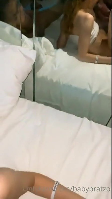 Zoey Luna Threesome Sex Tape Onlyfans Video Leaked