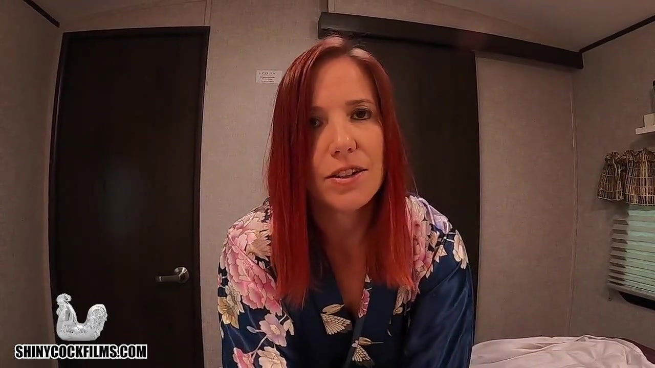 Fan girl wants to worship you