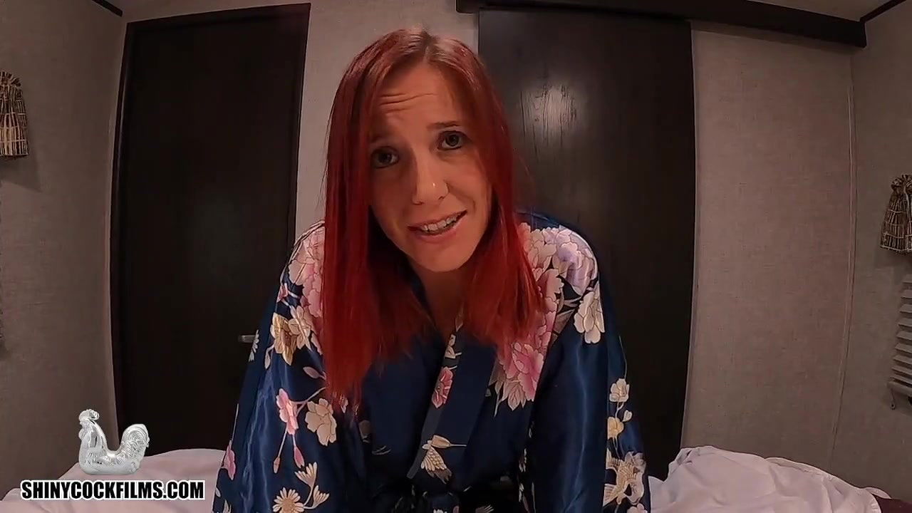 Fan girl wants to worship you