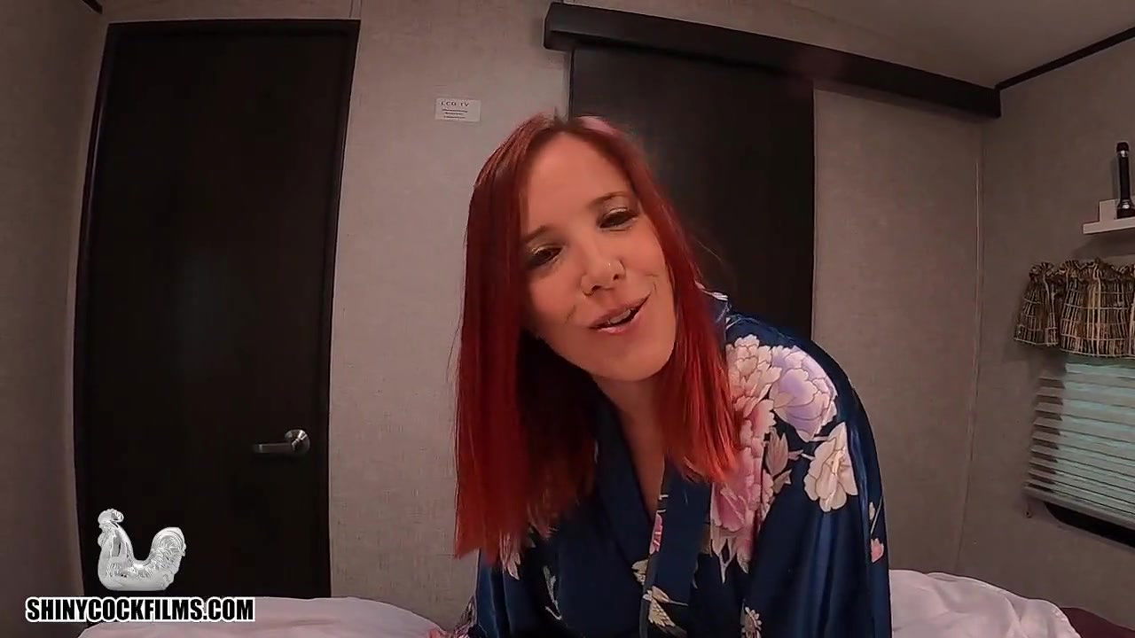 Fan girl wants to worship you