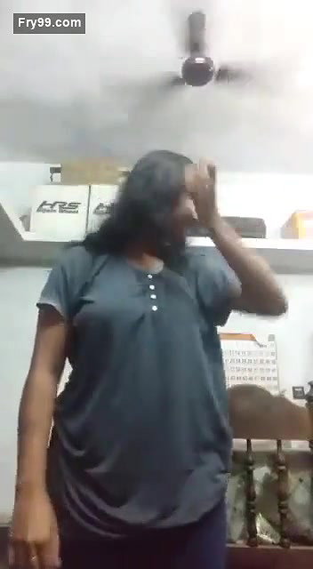 Desi village bhabi nice boobs